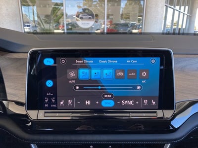 2026 Volkswagen Atlas 2.0T SE with Technology