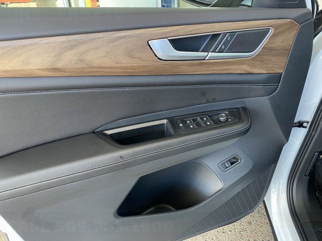 2026 Volkswagen Atlas 2.0T SE with Technology