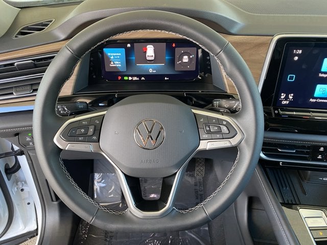 2026 Volkswagen Atlas 2.0T SE with Technology