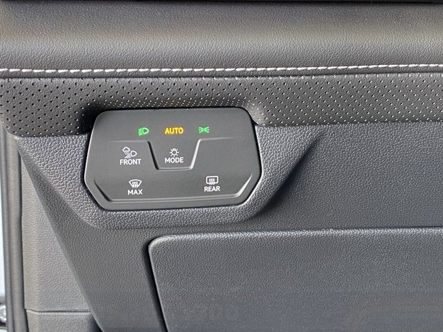 2026 Volkswagen Atlas 2.0T SE with Technology