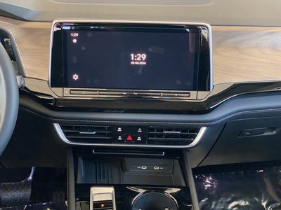 2026 Volkswagen Atlas 2.0T SE with Technology