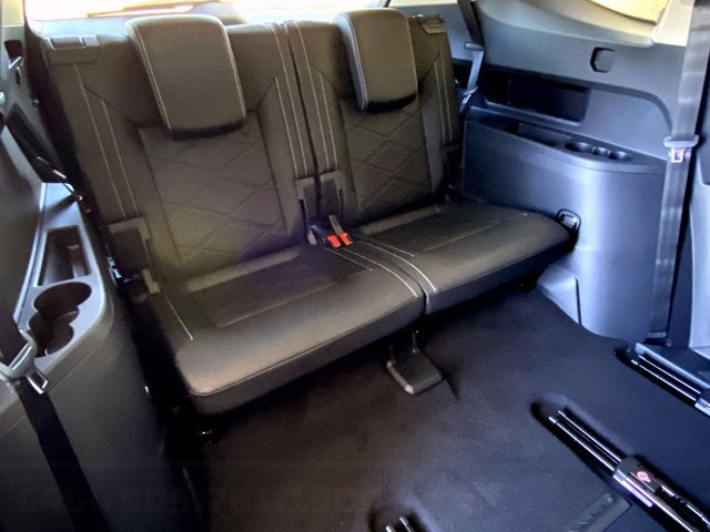 2026 Volkswagen Atlas 2.0T SE with Technology