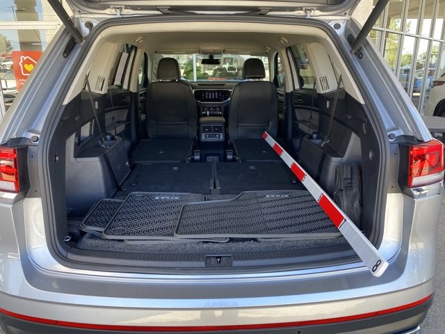 2023 Volkswagen Atlas 3.6L V6 SE with Technology