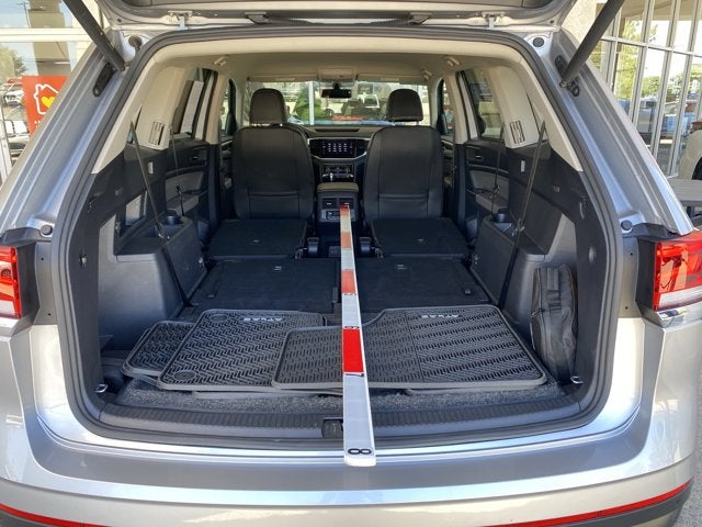 2023 Volkswagen Atlas 3.6L V6 SE with Technology