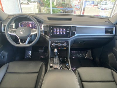 2023 Volkswagen Atlas 3.6L V6 SE with Technology