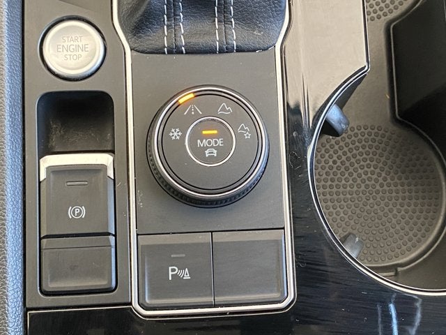 2023 Volkswagen Atlas 3.6L V6 SE with Technology