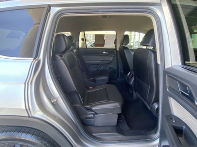 2023 Volkswagen Atlas 3.6L V6 SE with Technology