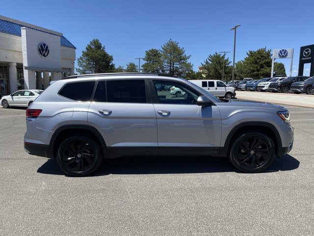 2023 Volkswagen Atlas 3.6L V6 SE with Technology