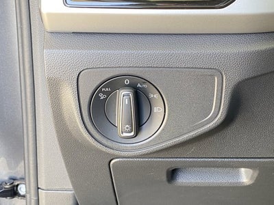 2023 Volkswagen Atlas 3.6L V6 SE with Technology