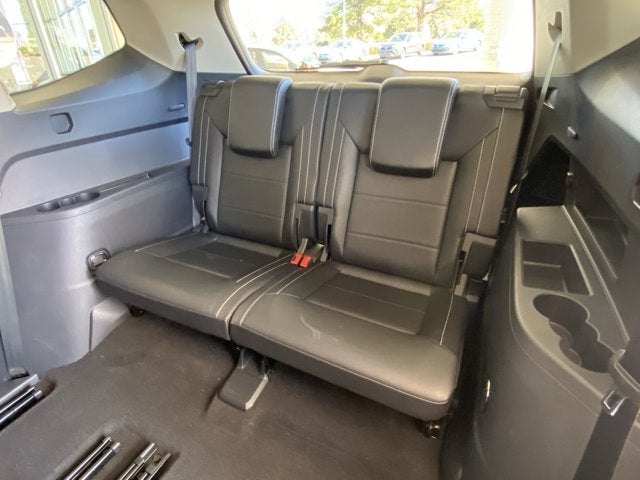 2023 Volkswagen Atlas 3.6L V6 SE with Technology