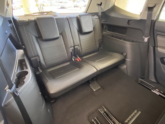 2023 Volkswagen Atlas 3.6L V6 SE with Technology