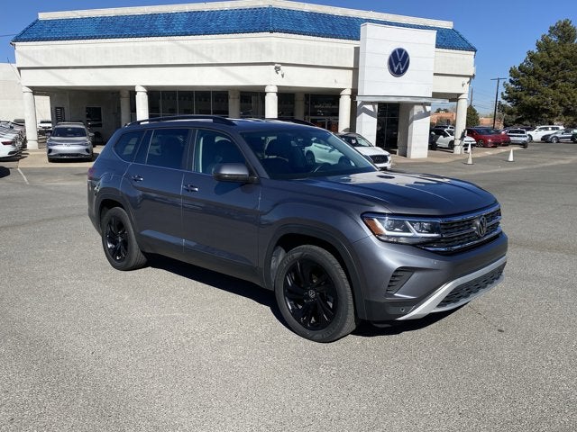 2023 Volkswagen Atlas 3.6L V6 SE with Technology