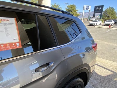 2023 Volkswagen Atlas 3.6L V6 SE with Technology