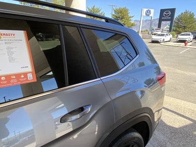 2023 Volkswagen Atlas 3.6L V6 SE with Technology