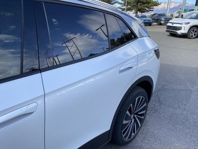 2023 Volkswagen ID.4 Pro S Plus