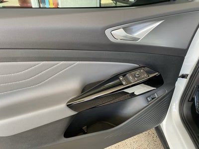 2023 Volkswagen ID.4 Pro S Plus
