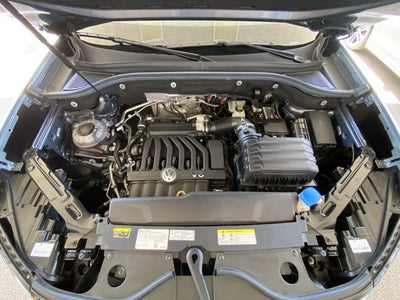 2023 Volkswagen Atlas 3.6L V6 SE with Technology