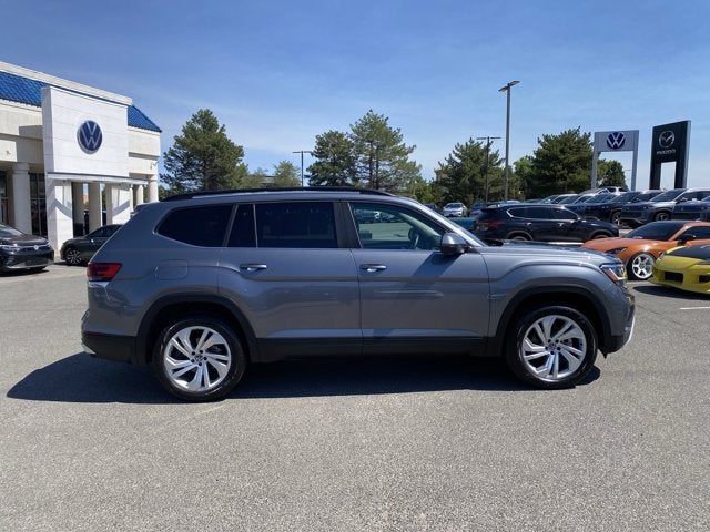 2023 Volkswagen Atlas 3.6L V6 SE with Technology