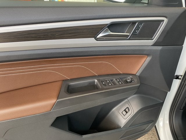2023 Volkswagen Atlas 3.6L V6 SE with Technology