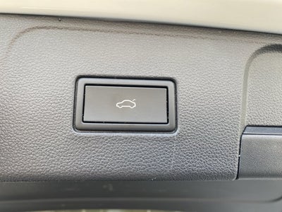 2023 Volkswagen Atlas 3.6L V6 SE with Technology