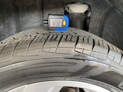 2023 Volkswagen Atlas 3.6L V6 SE with Technology