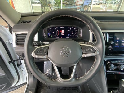 2023 Volkswagen Atlas 3.6L V6 SE with Technology