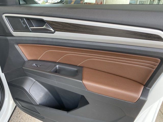 2023 Volkswagen Atlas 3.6L V6 SE with Technology