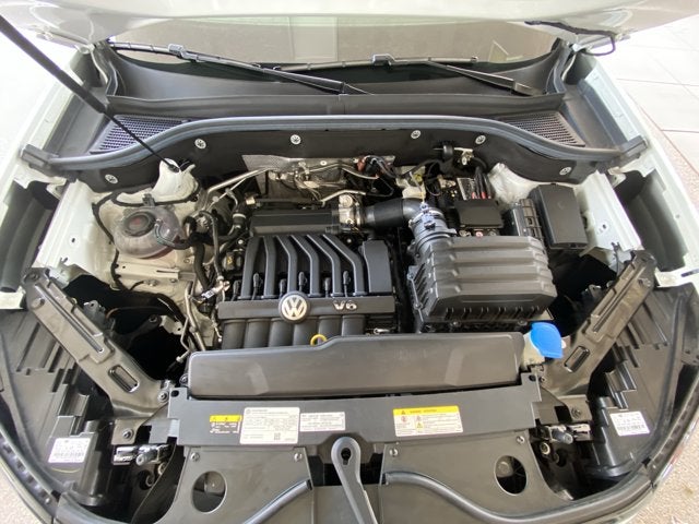 2023 Volkswagen Atlas 3.6L V6 SE with Technology