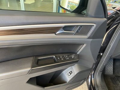 2021 Volkswagen Atlas 3.6L V6 SE with Technology