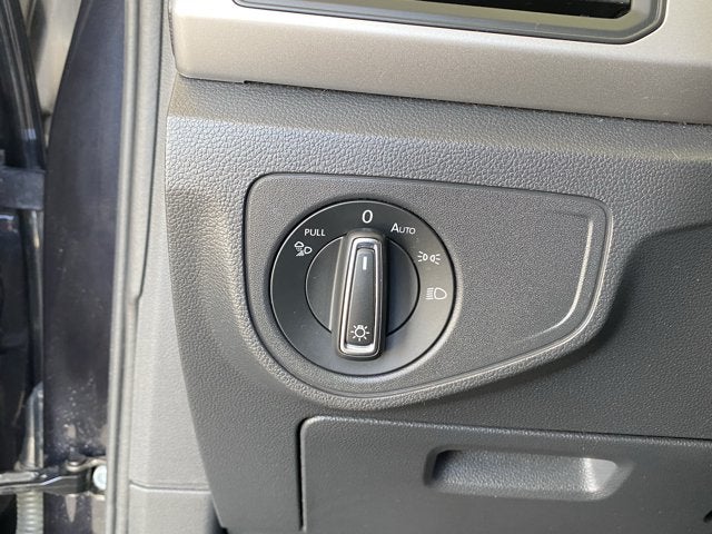 2021 Volkswagen Atlas 3.6L V6 SE with Technology