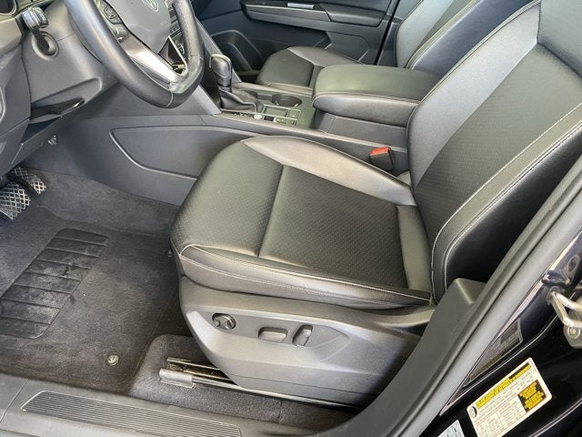 2021 Volkswagen Atlas 3.6L V6 SE with Technology