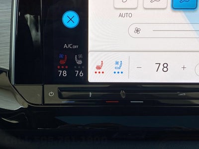 2025 Volkswagen Atlas Cross Sport 2.0T SE with Technology