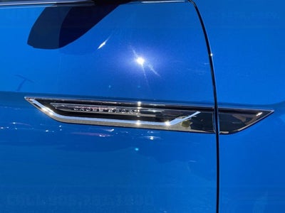 2025 Volkswagen Atlas Cross Sport 2.0T SE with Technology