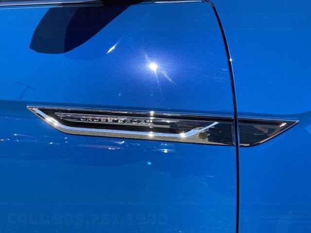 2025 Volkswagen Atlas Cross Sport 2.0T SE with Technology