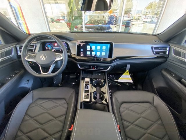 2025 Volkswagen Atlas Cross Sport 2.0T SE with Technology