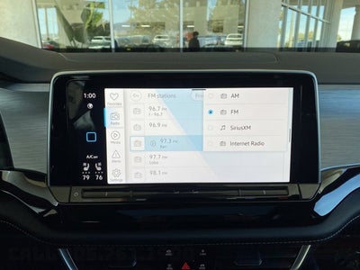 2025 Volkswagen Atlas Cross Sport 2.0T SE with Technology