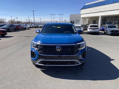 2025 Volkswagen Atlas Cross Sport 2.0T SE with Technology