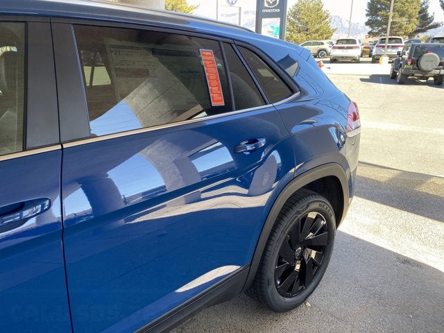 2025 Volkswagen Atlas Cross Sport 2.0T SE with Technology