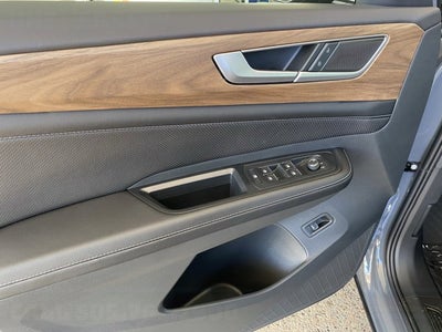 2026 Volkswagen Atlas 2.0T SE with Technology