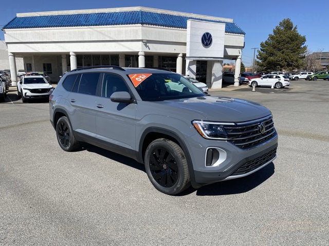 2026 Volkswagen Atlas 2.0T SE with Technology