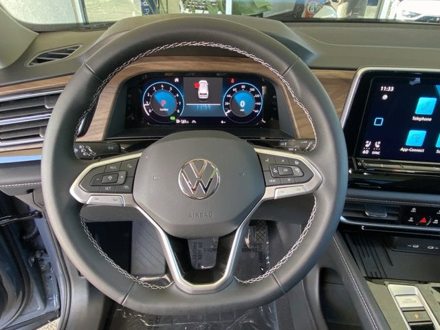 2026 Volkswagen Atlas 2.0T SE with Technology