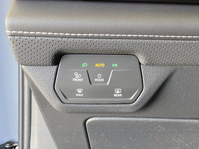 2026 Volkswagen Atlas 2.0T SE with Technology