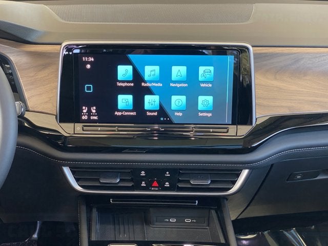 2026 Volkswagen Atlas 2.0T SE with Technology