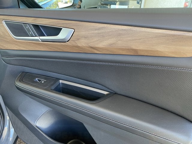 2026 Volkswagen Atlas 2.0T SE with Technology