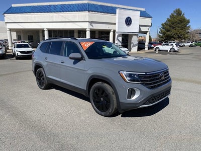 2026 Volkswagen Atlas 2.0T SE with Technology
