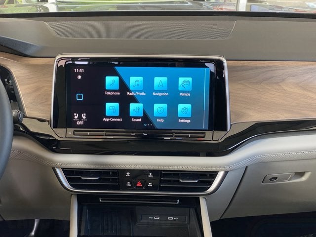 2026 Volkswagen Atlas 2.0T SE with Technology