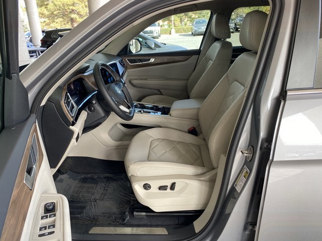 2026 Volkswagen Atlas 2.0T SE with Technology