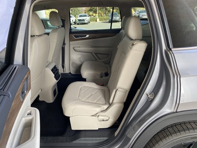 2026 Volkswagen Atlas 2.0T SE with Technology