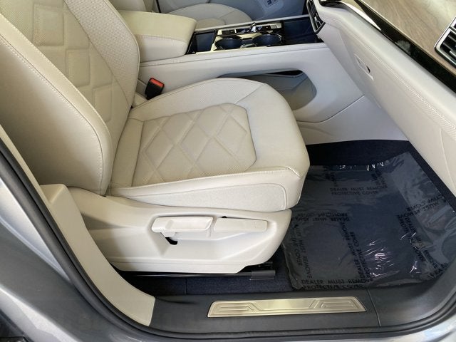 2026 Volkswagen Atlas 2.0T SE with Technology