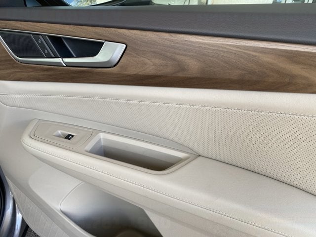 2026 Volkswagen Atlas 2.0T SE with Technology